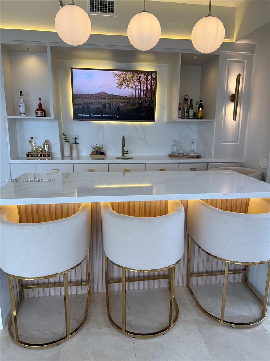 Delvista Towers Condo