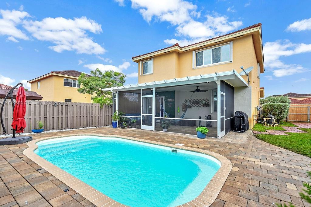 Precious Homes At Lakes B