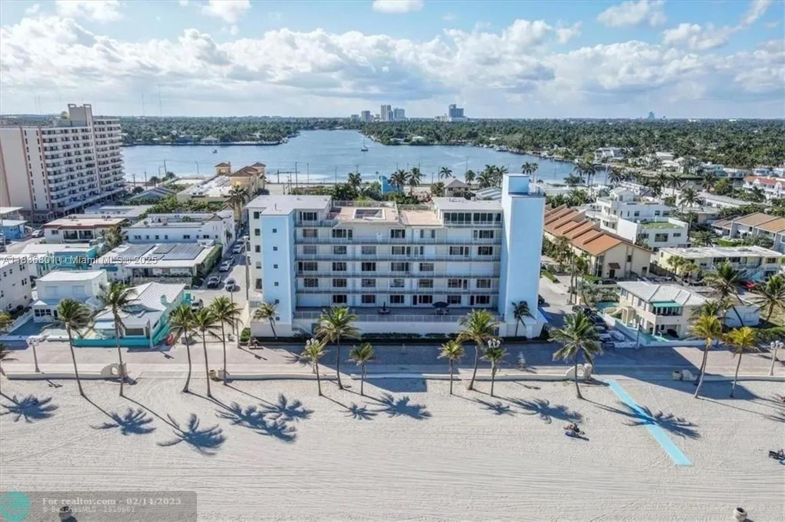 Mainsail Condominium