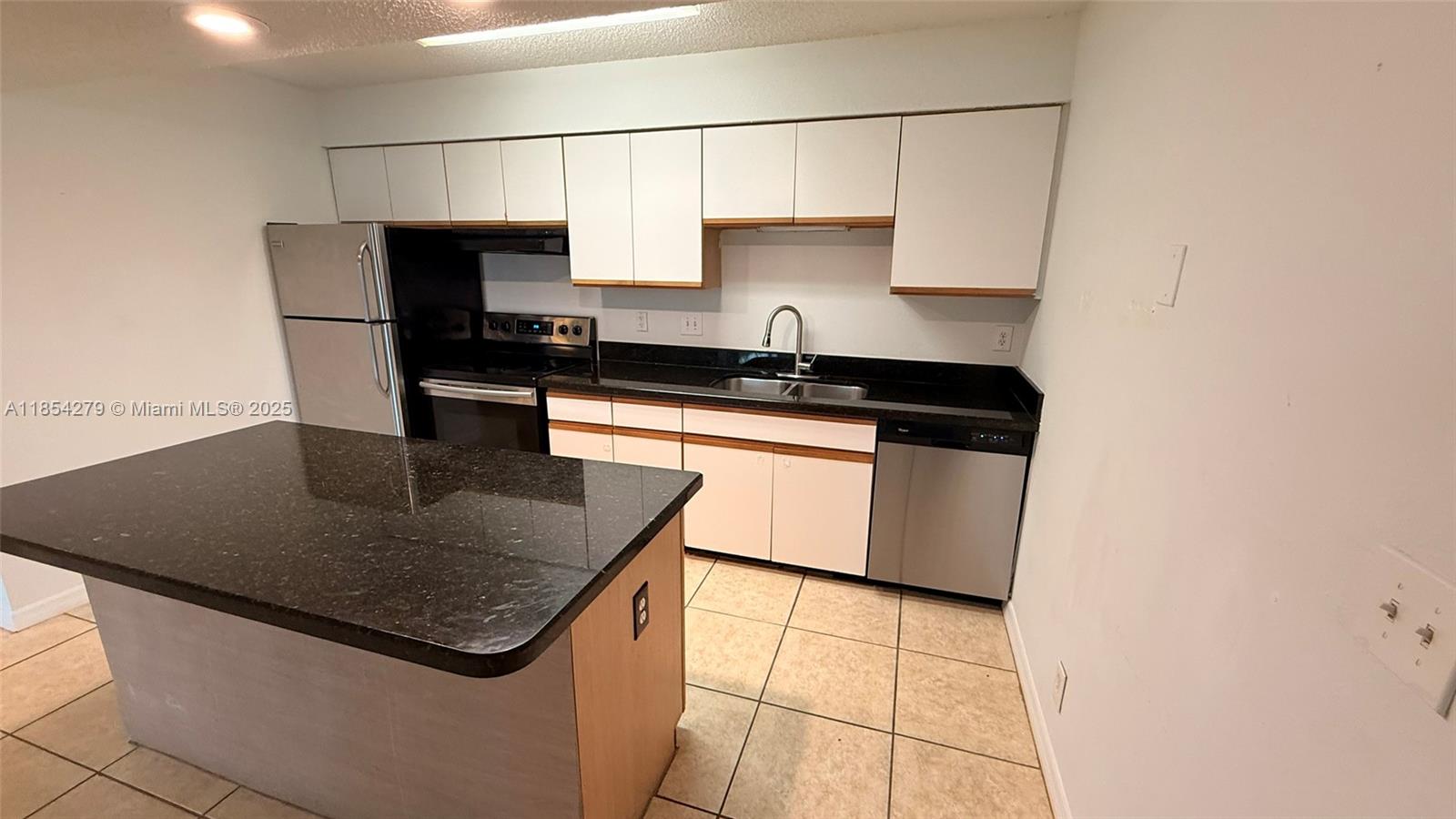 Windward Lakes Condo