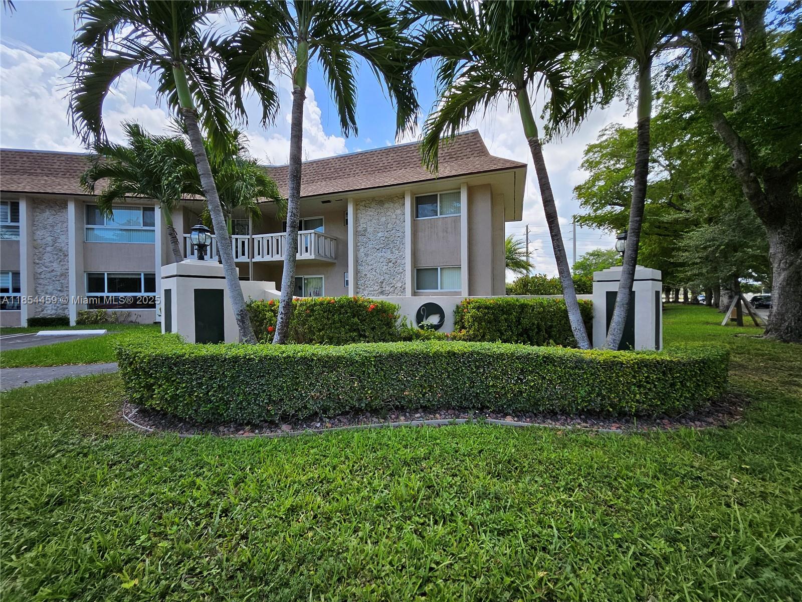 Villas Of Miami Lakes Con