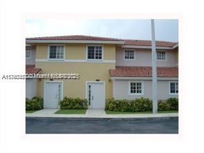 Aqua Vista Townhomes Cond