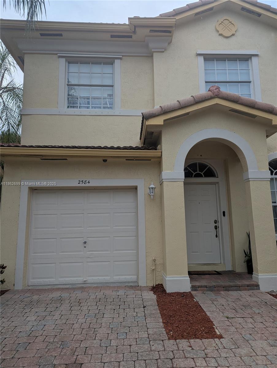 Murano At Hampton Pk No 4