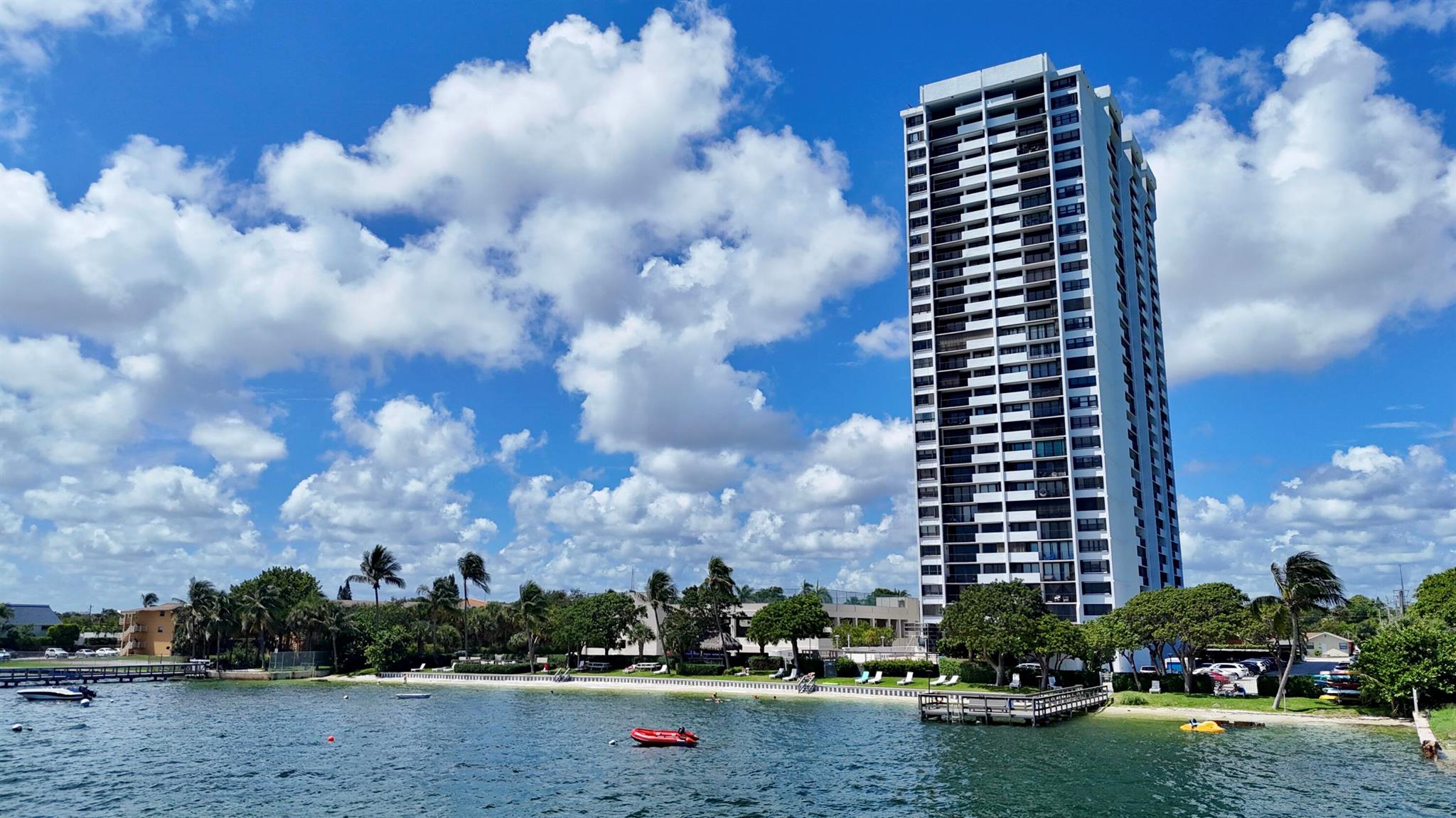 Palm Beach House Condo