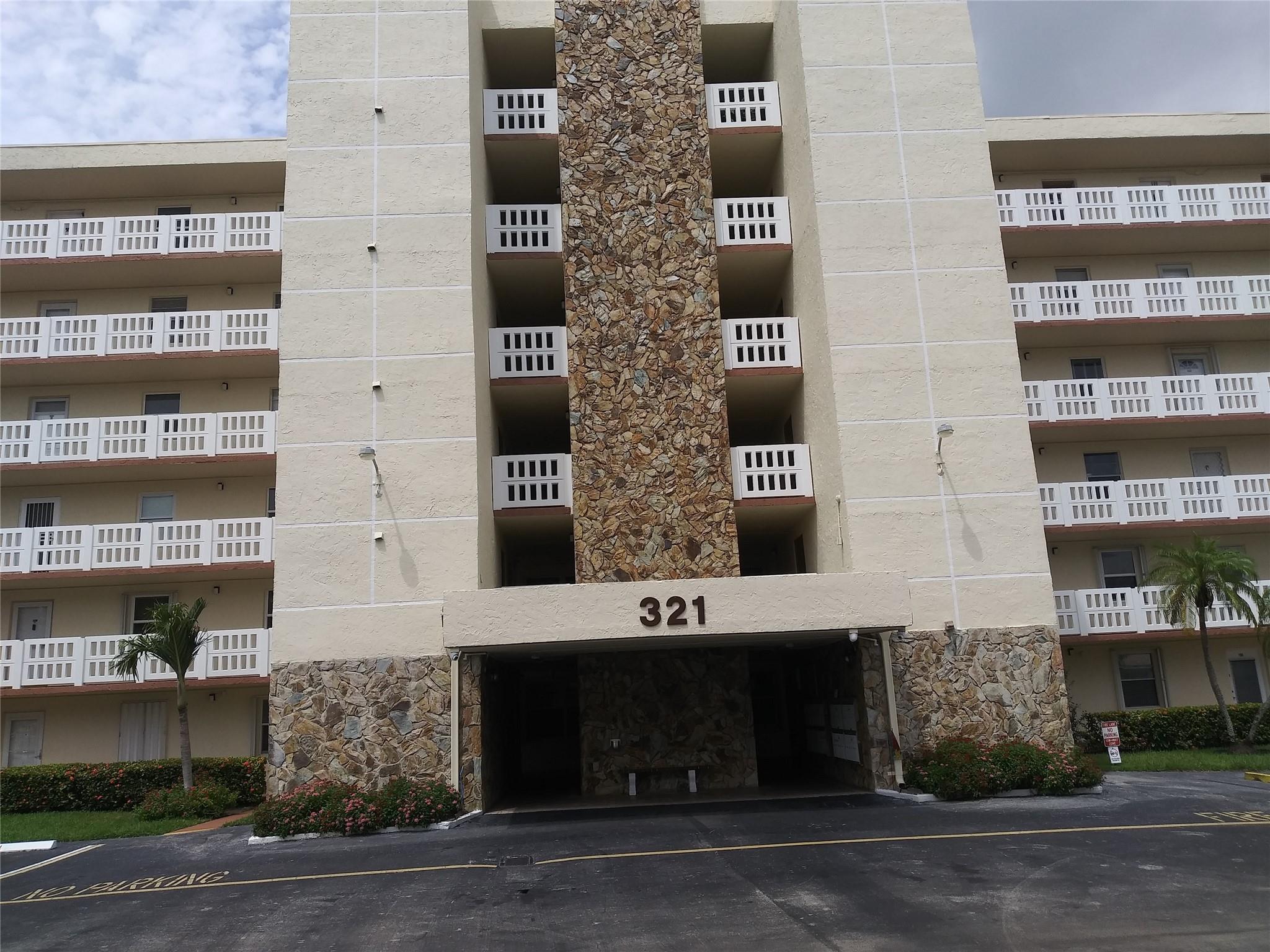 Meadowbrook Lakes View