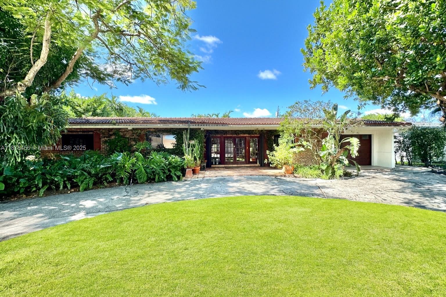 Keystone Island No 1