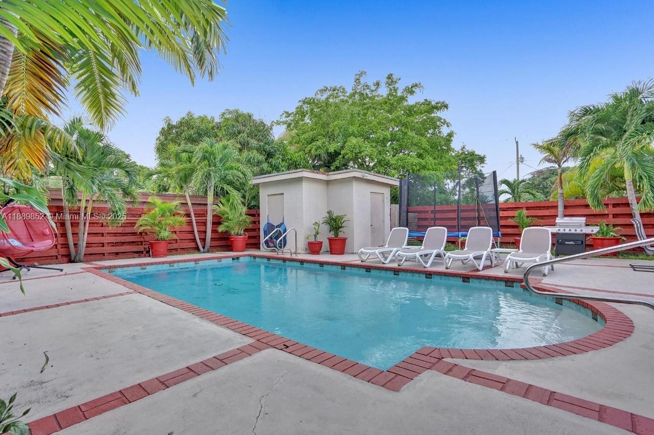 Town Of Hallandale B-13