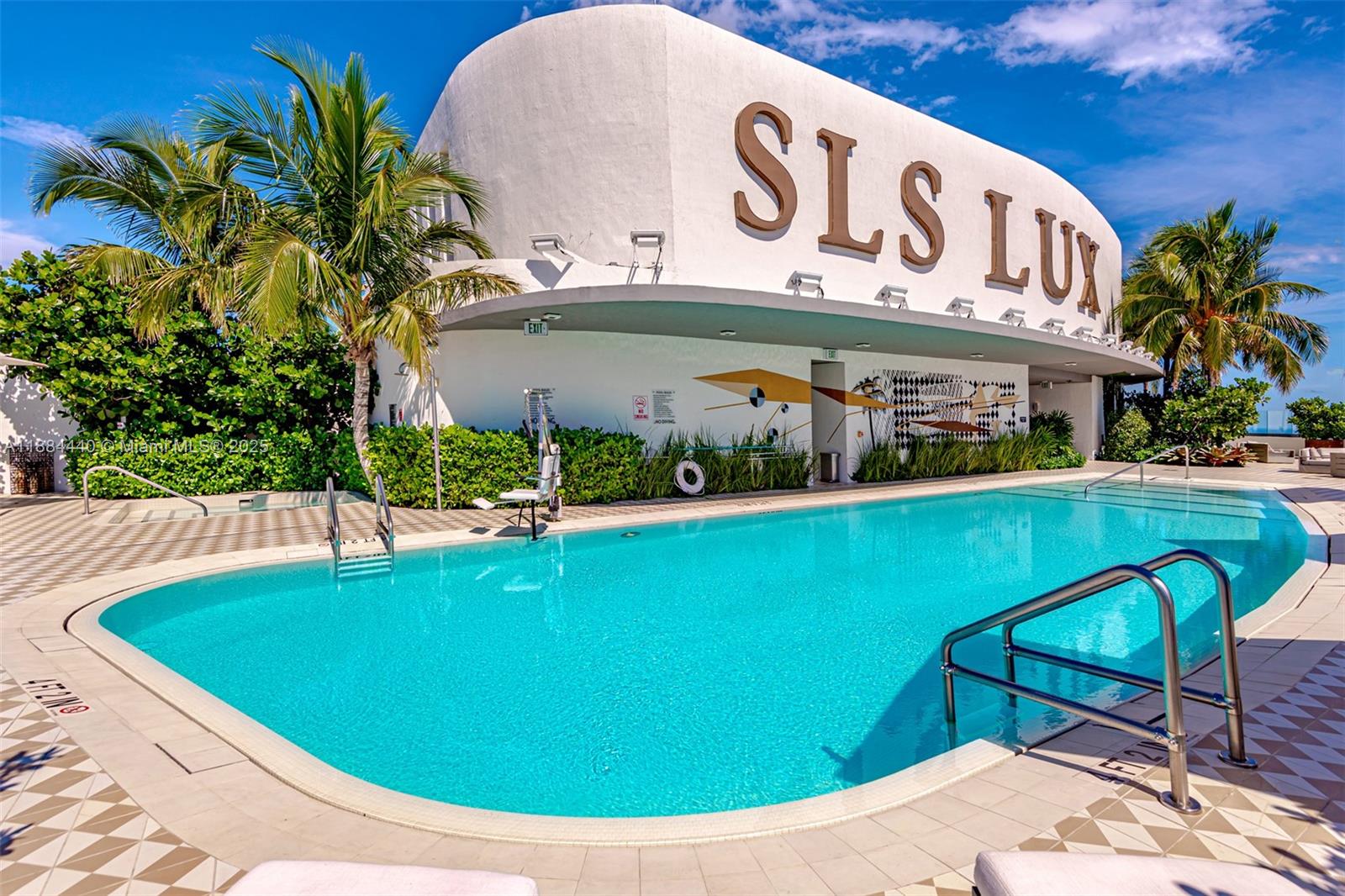 801 Sma Residences Condo