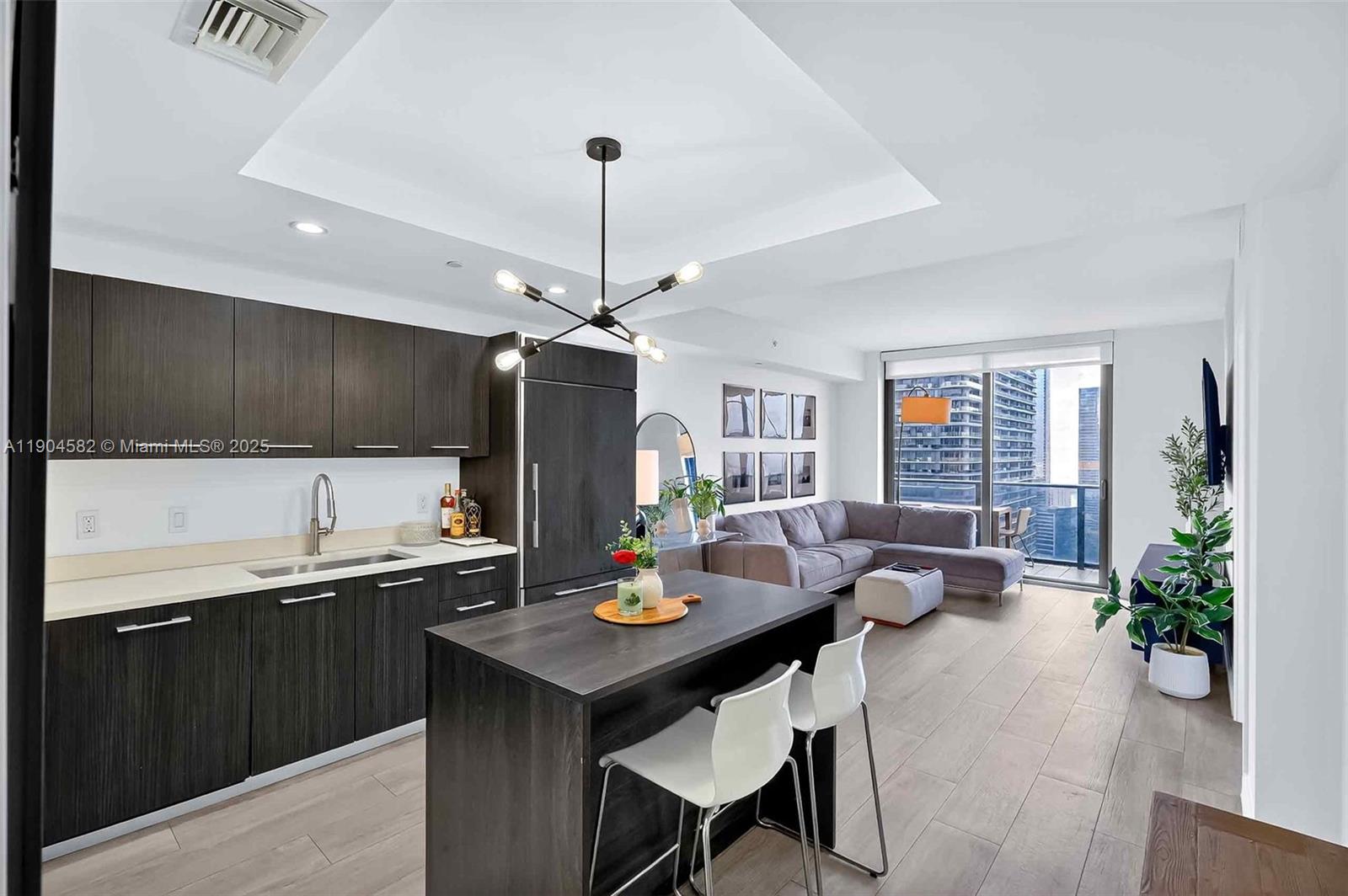 Brickell Heights East Con