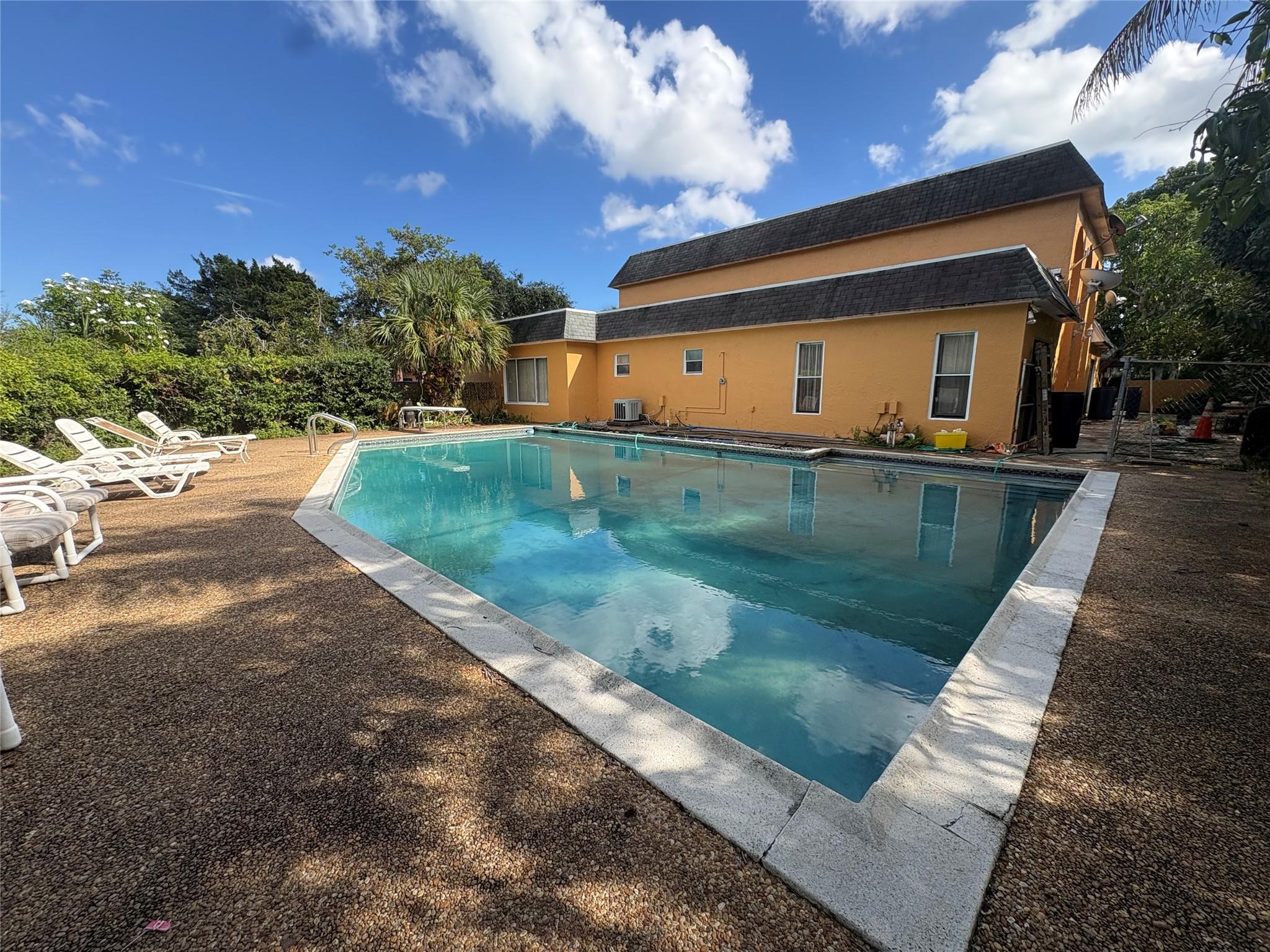 Marcano Estates 87-8 B