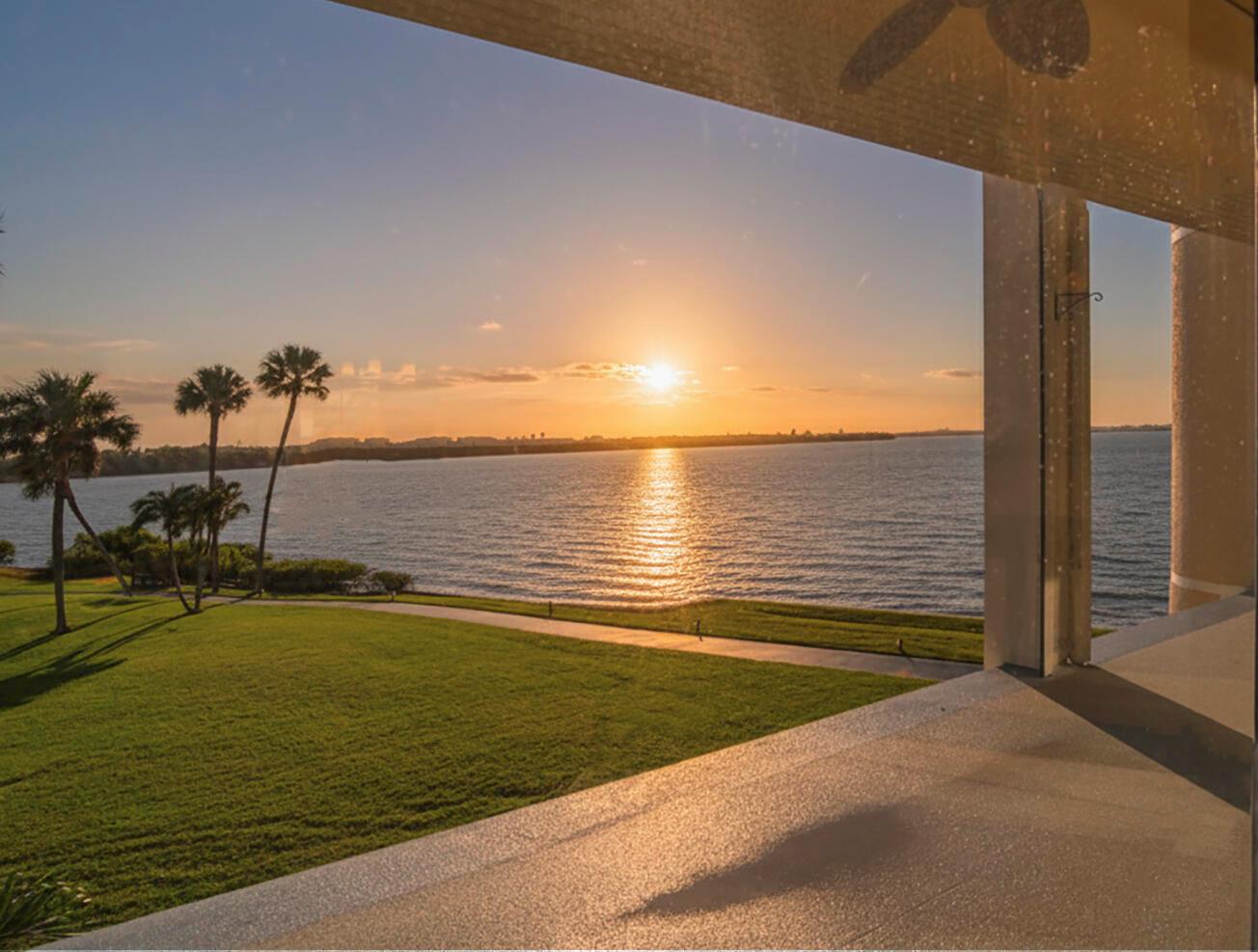 Fairwinds Cove Condominiu